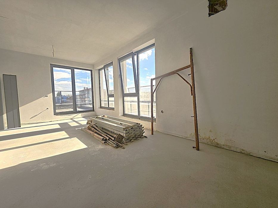 Продава се Четиристаен апартамент в Пловдив, Коматевски възел - 200 кв.м за 1320 €/кв.м - Снимка #7