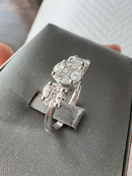 Кольцо с брилиантами Alfieri & St. John.