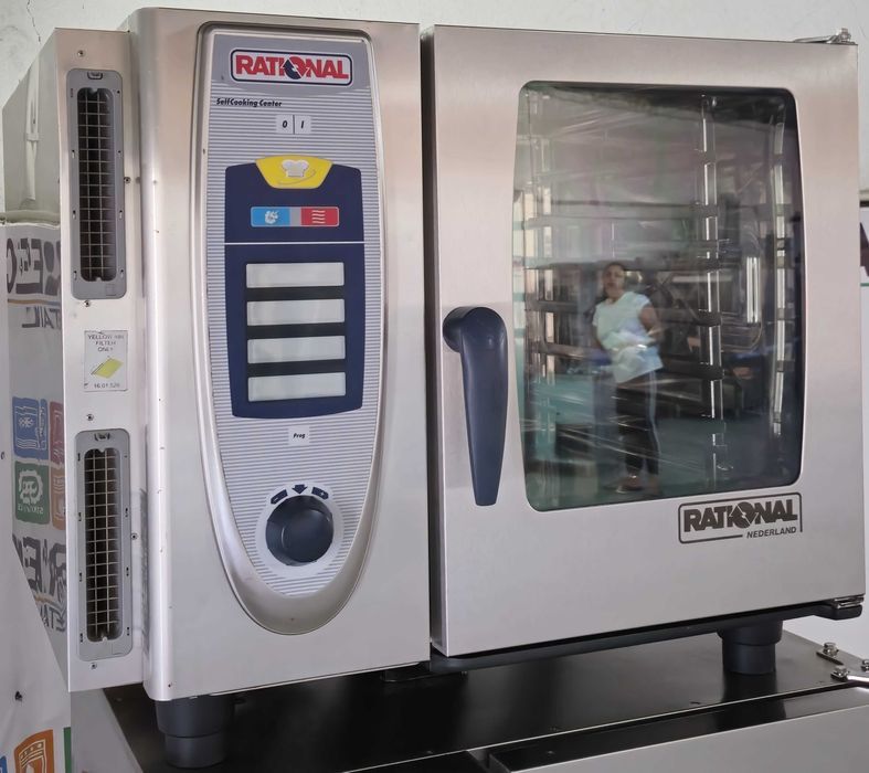 Cuptor profesional,Rational,convectomat, 6 tavi ,gaz,restaurant,horeca