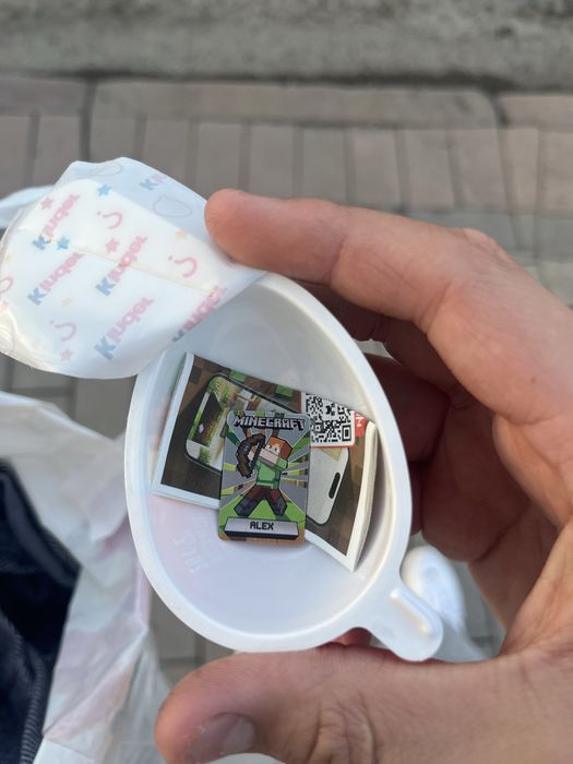 Kinder joy minecraft