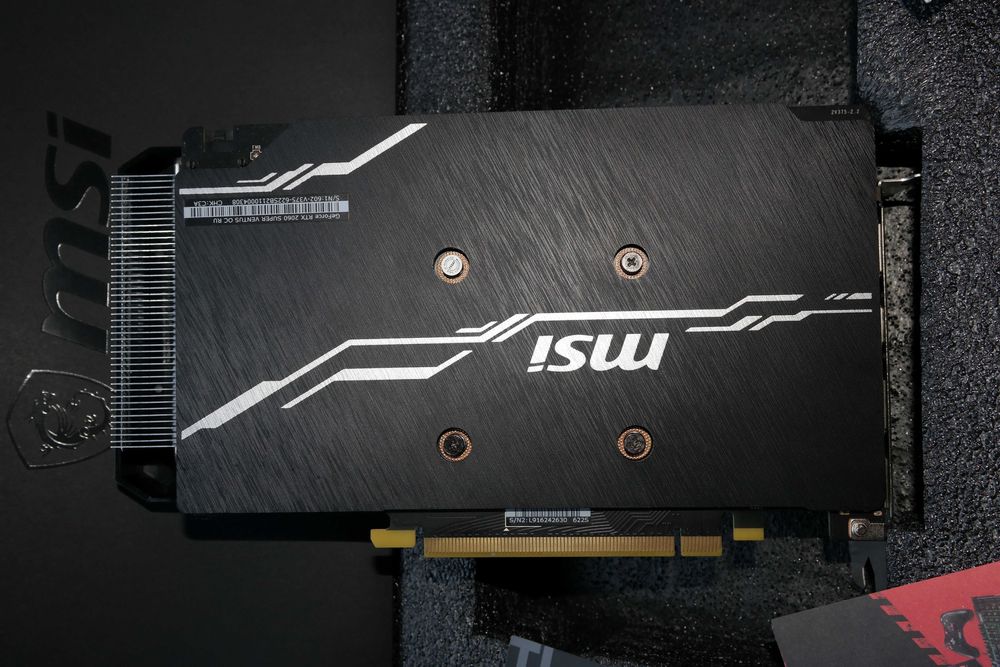 MSI GTX 2060 Super 8Gb (новая)