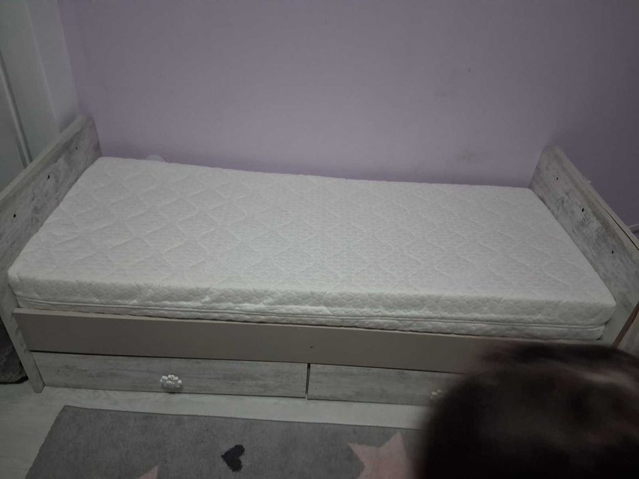 Детски креват с матрак