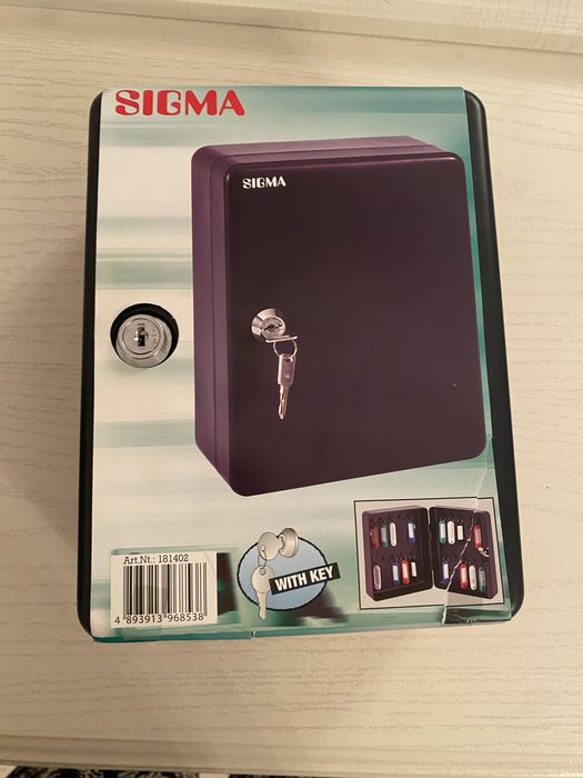 Продам сейф для ключей