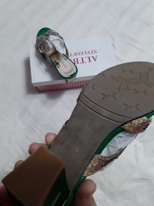 Kelinlar uchun yozgi tapichka