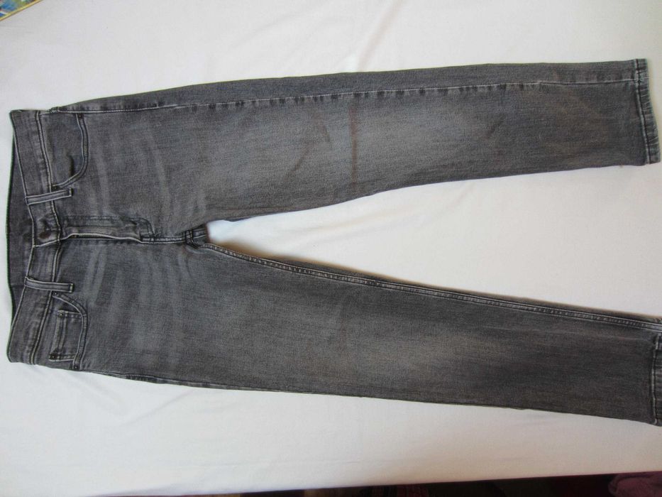 Blugi Levis 511,W30 L30,Talie=76cm,Lung=96cm,usor skinny,stare f. buna
