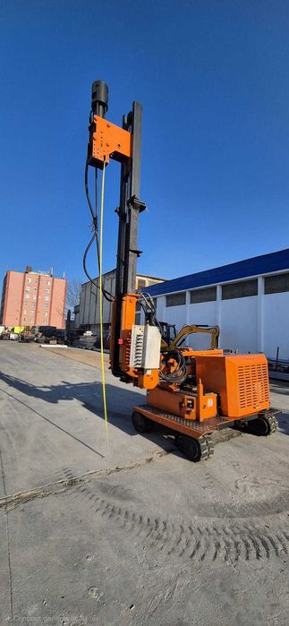 Soneta Battipall Batipal Masina de batut stalpi/parapeti Pauselli 601