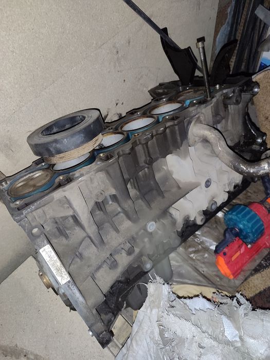 продам блок от бмв х5 Николай 52