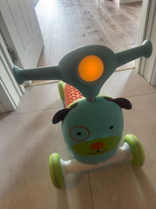 Skip Hop Ride on Toy детска четириколка 3 в 1 - кученцето Дарби