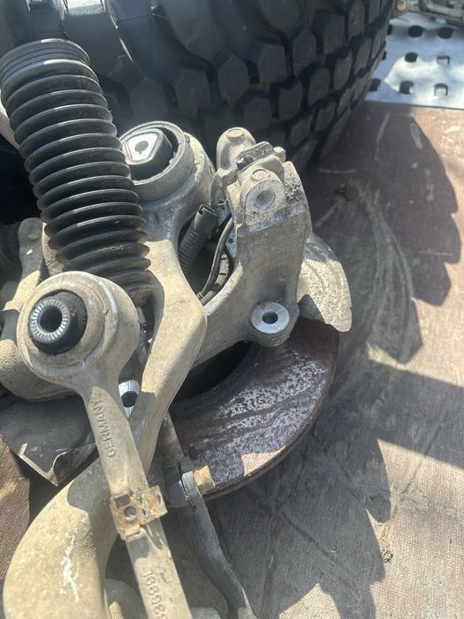 Bmw Бмв E90 E91 E87 ходова част носачи шенкели стабил биалетки