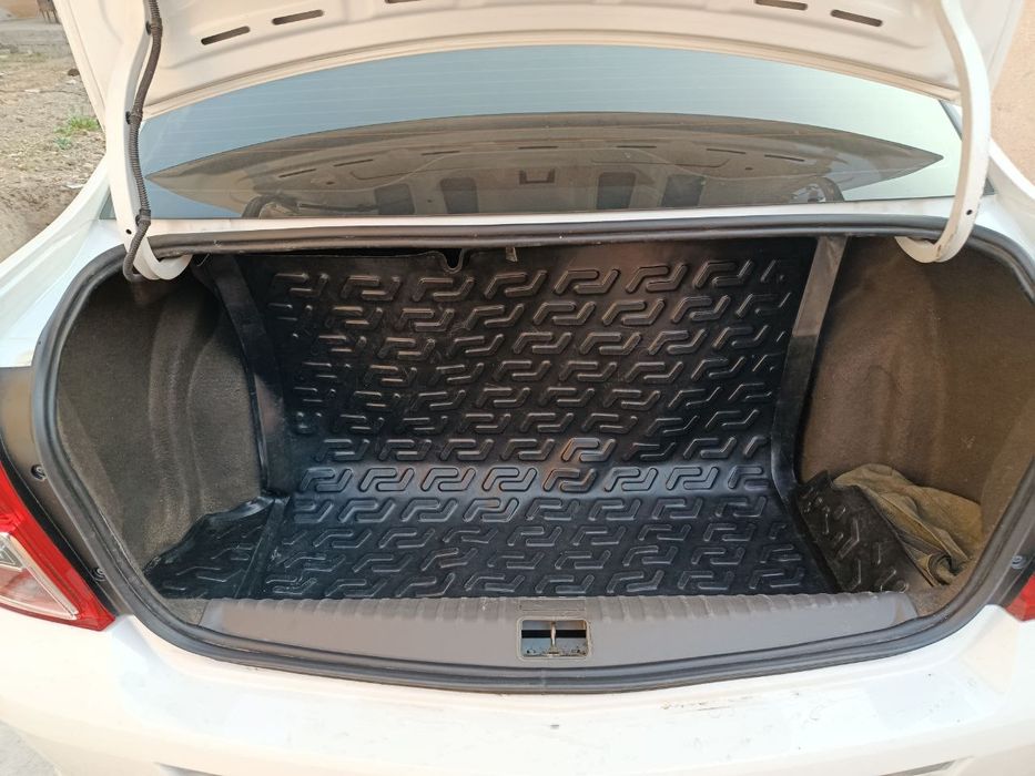 Kobilt sotiladi avtomat