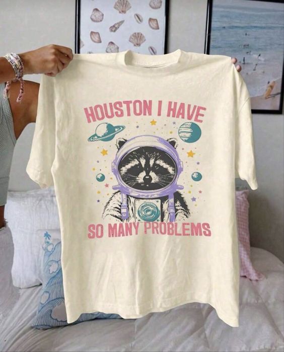 Дамска тениска-мръсно бяла, размер EU 56/58