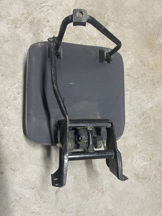 Сиденье для автомобиля кресло дополнительное