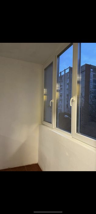 Garsonieră tip D mare de inchiriat pe strada Aluminei.
