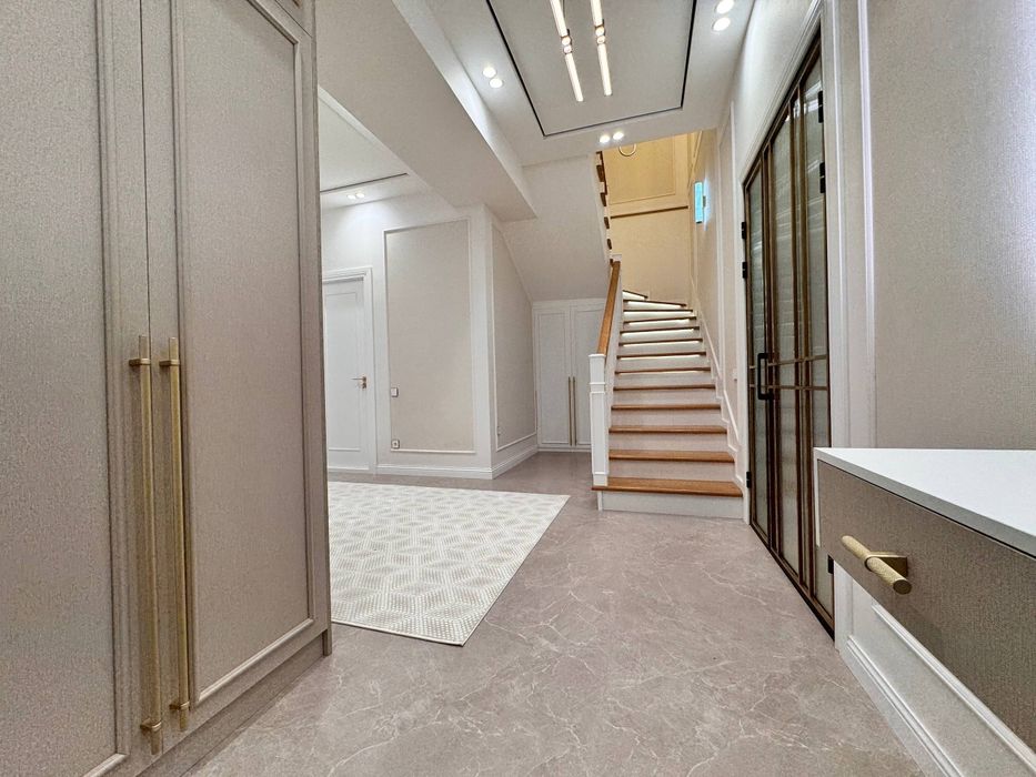 Продается 5/8-9/9 179м2 в ЖК Parisien, ор-р: Мост мукиму