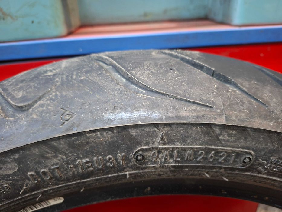 Гуми  120/70/17 Michelin и 160/60/17 Dunlop