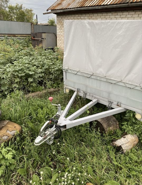 Прицеп крепышь новый