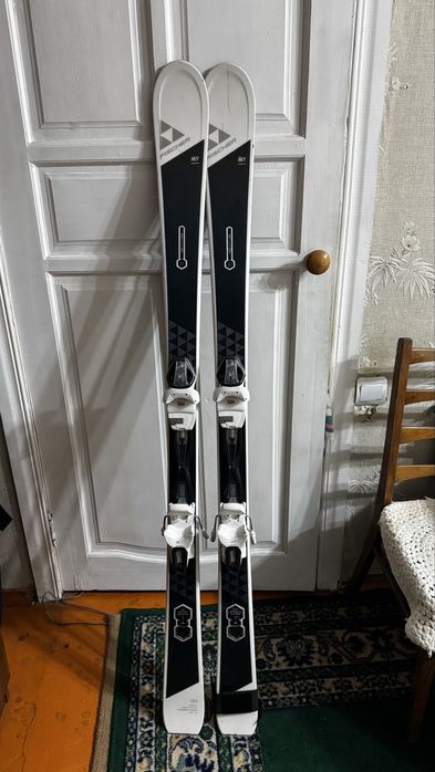 Горные лыжи FISCHER