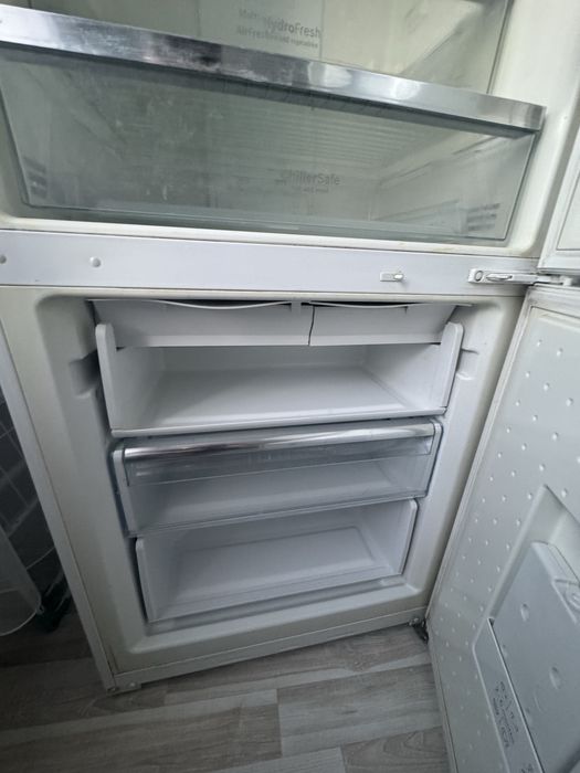 Bosch холодильник в хорошем состоянии