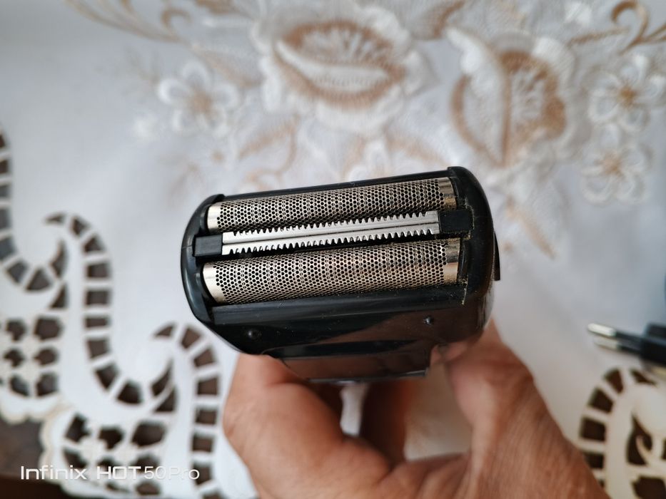 Aparat bărbierit Grundig