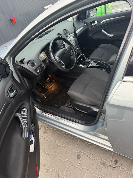 FORD Mondeo 2009 — imagine 3