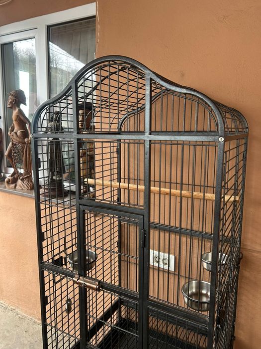 Vand colivie , voliera, cusca pentru pasari  papagali
