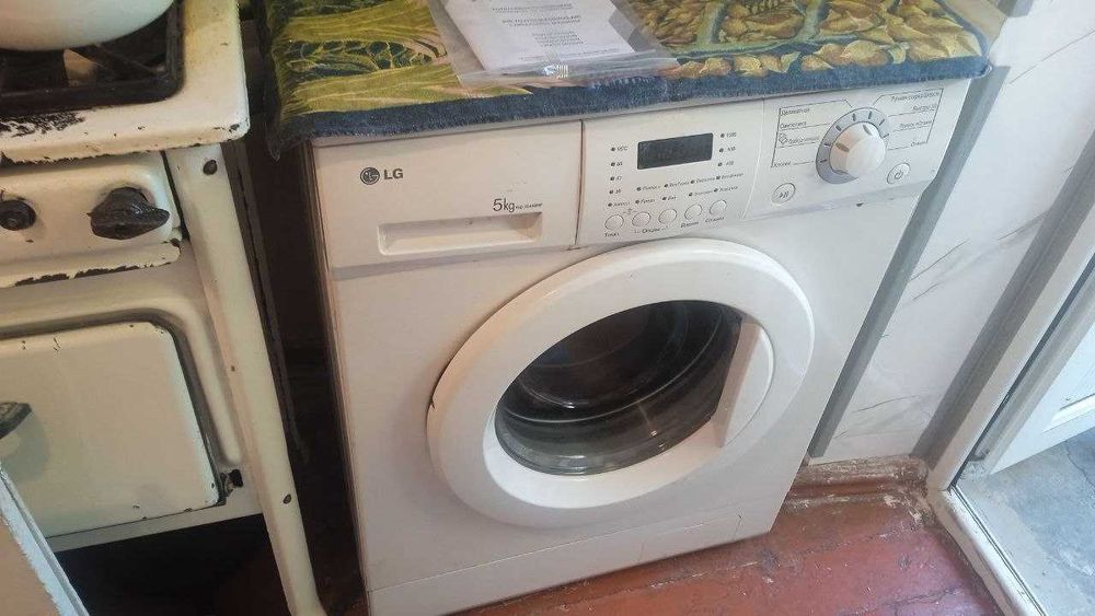 Продается холодильник б\у в Чирчике
