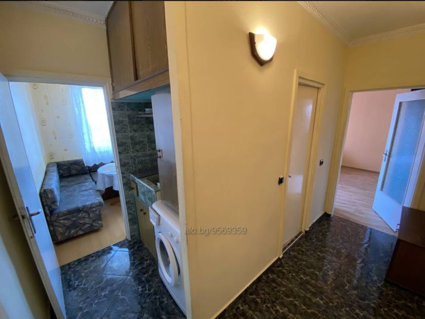 Дава се под наем Двустаен апартамент в Стара Загора, Самара 3 - 47 кв.м за 183.6 € - Снимка #3