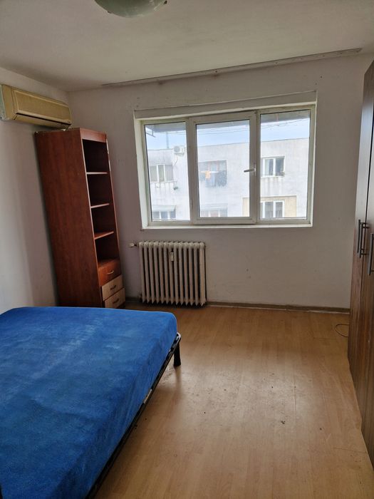 Camera camin Bularga cu baie proprie etaj 4