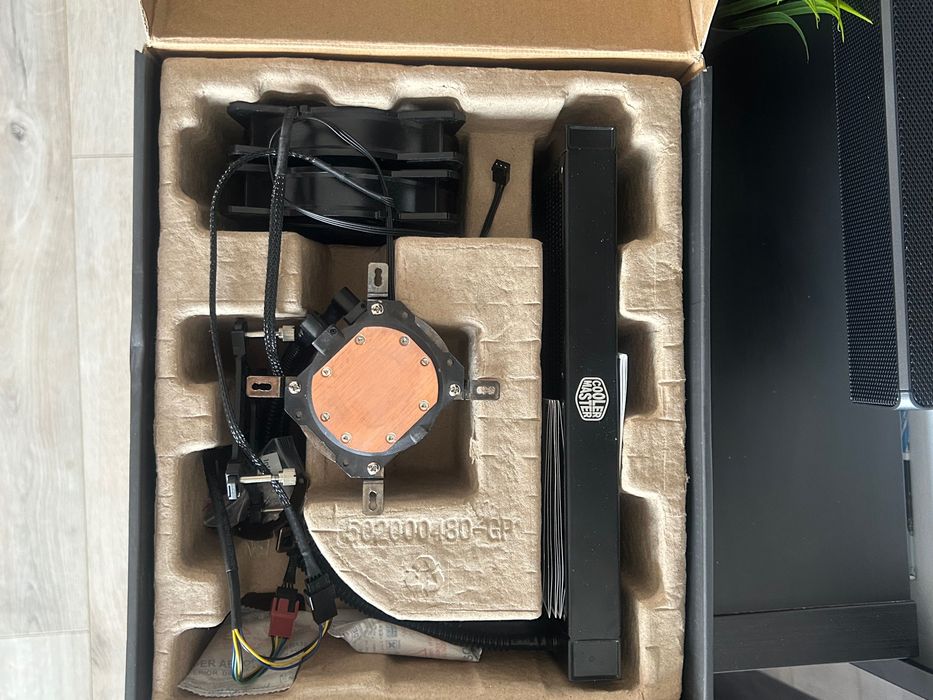 Cooler Master MasterLiquid Lite 240 – AIO Water Cooler – Full Box