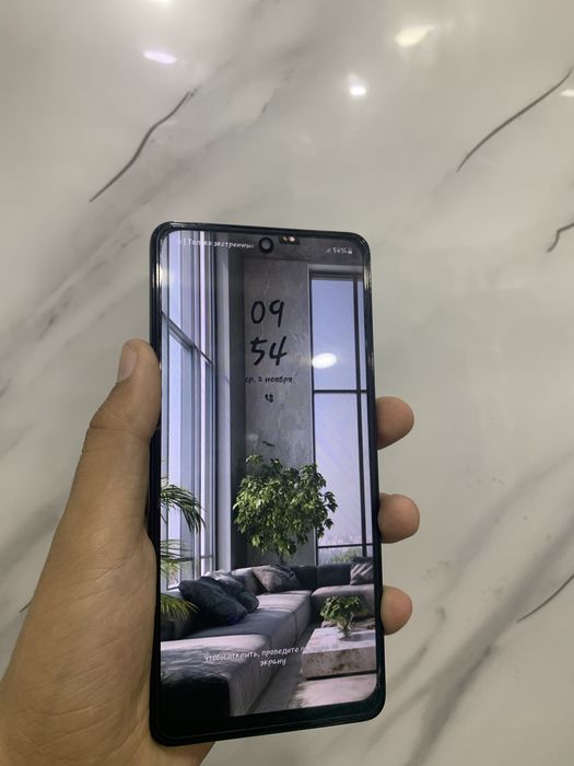 Samsung a73 Sotiladi