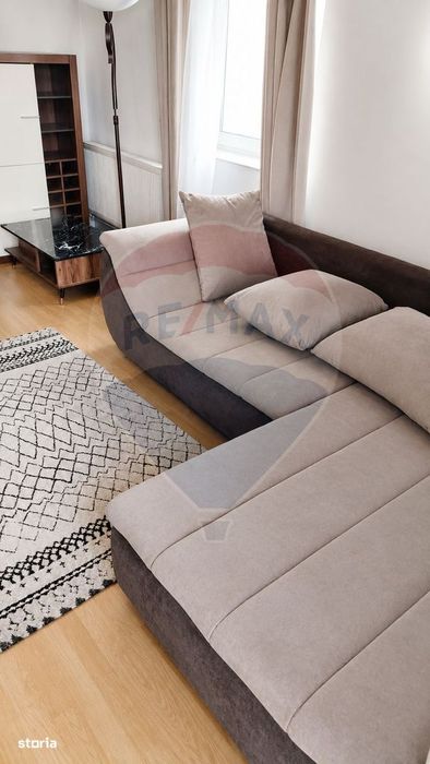 Apartament 2 camere, Universitate, metrou 20 m, mobilier MDF