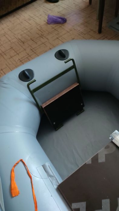 Продам 2х местную лодку
