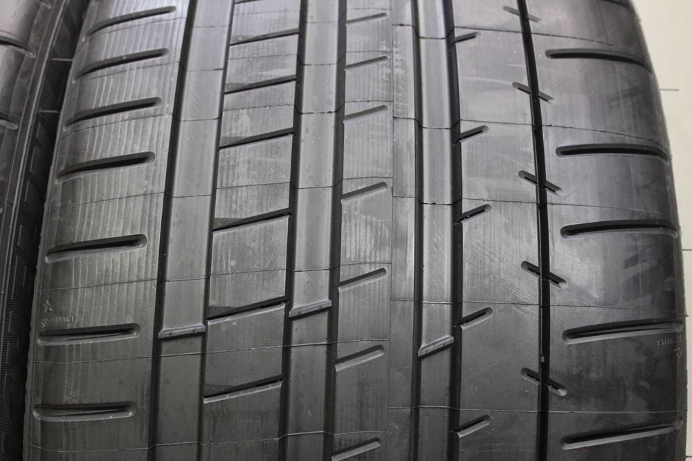 265/35-19 и 295/30-20 Michelin Mercedes GT, SLS