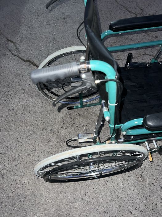 Инвалидна количка в много добро състояние – сгъваема