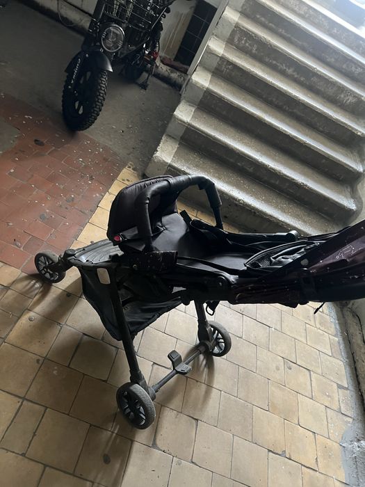 Коляска детска в хорошем состояние