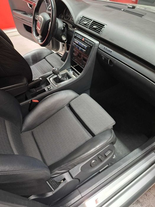Audi S4 4.2 Бензин