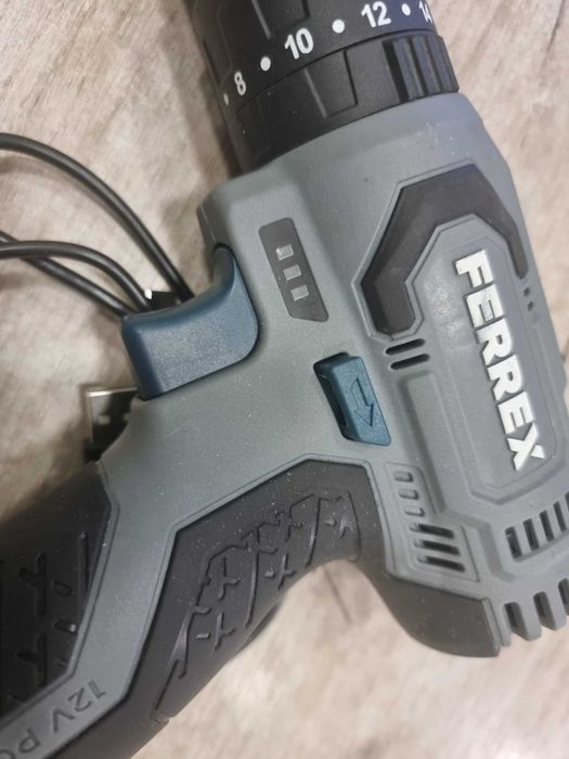 Винтоверт ,12V компактен