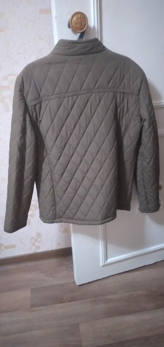 Продаю мужскую куртку