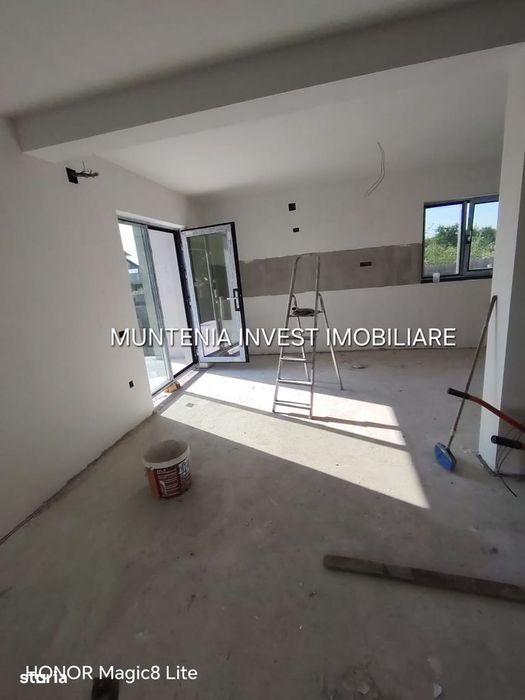 Casă de vânzare P+1, teren 308 mp ,zona Smeura