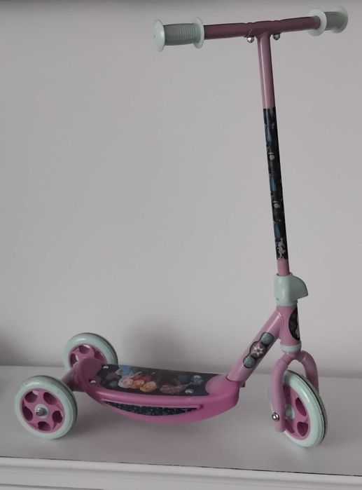 Trotineta pentru fetițe