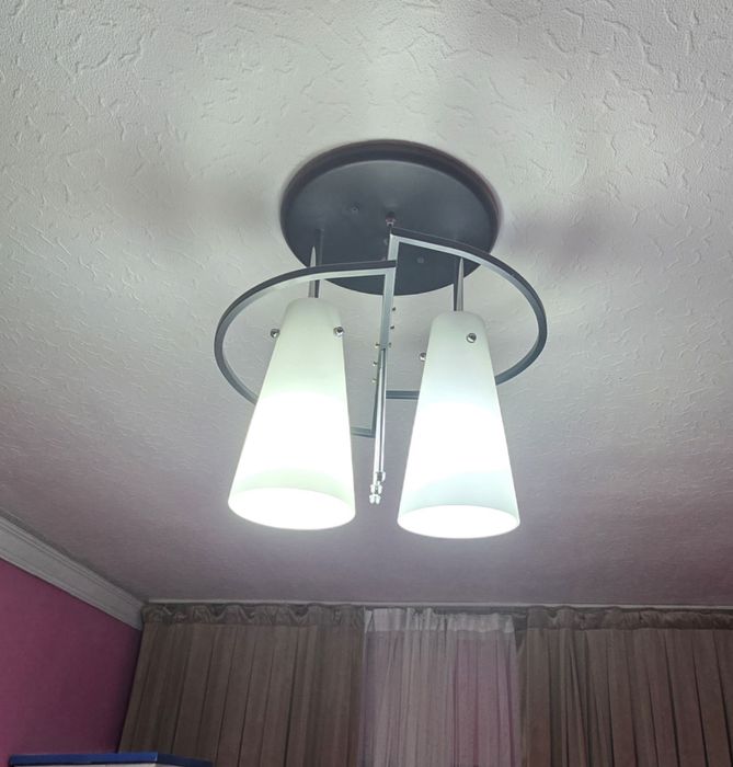 Люстра продаётся