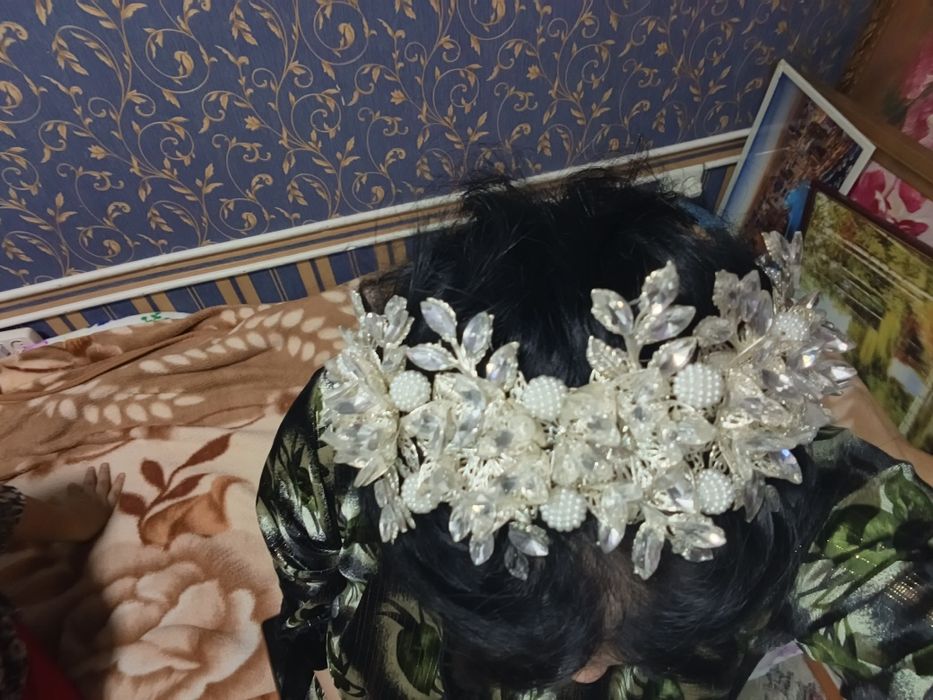 Диадема ободок украшения для невест