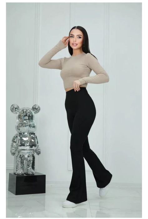 Леггинсы черный.