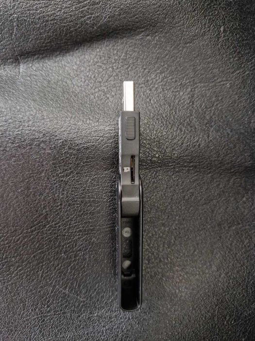 Четец за microSD карти памет, Sony Ericsson