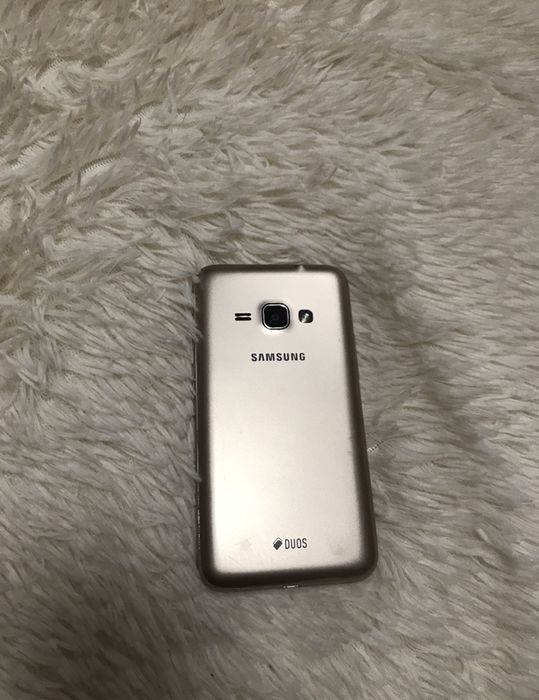 Продам тел Самсунг galaxy j1