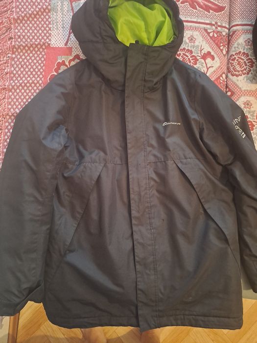 Куртка весна для мальчика на 13-14 лет