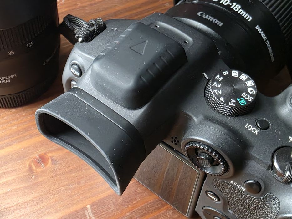 Продается Камера Canon R7