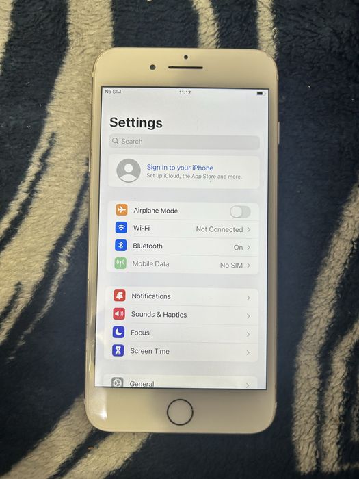Vând iPhone 7 Plus 128gb