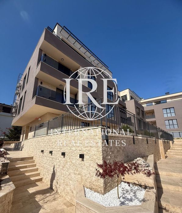 Тристаен апартамент в нова сграда с акт.16