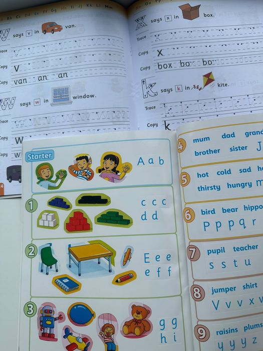 Продам набор книг